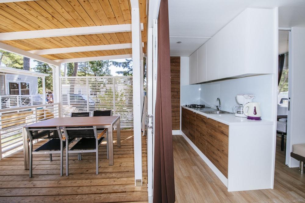 Zaton Holiday Resort Mobile Homes Nin Bagian luar foto